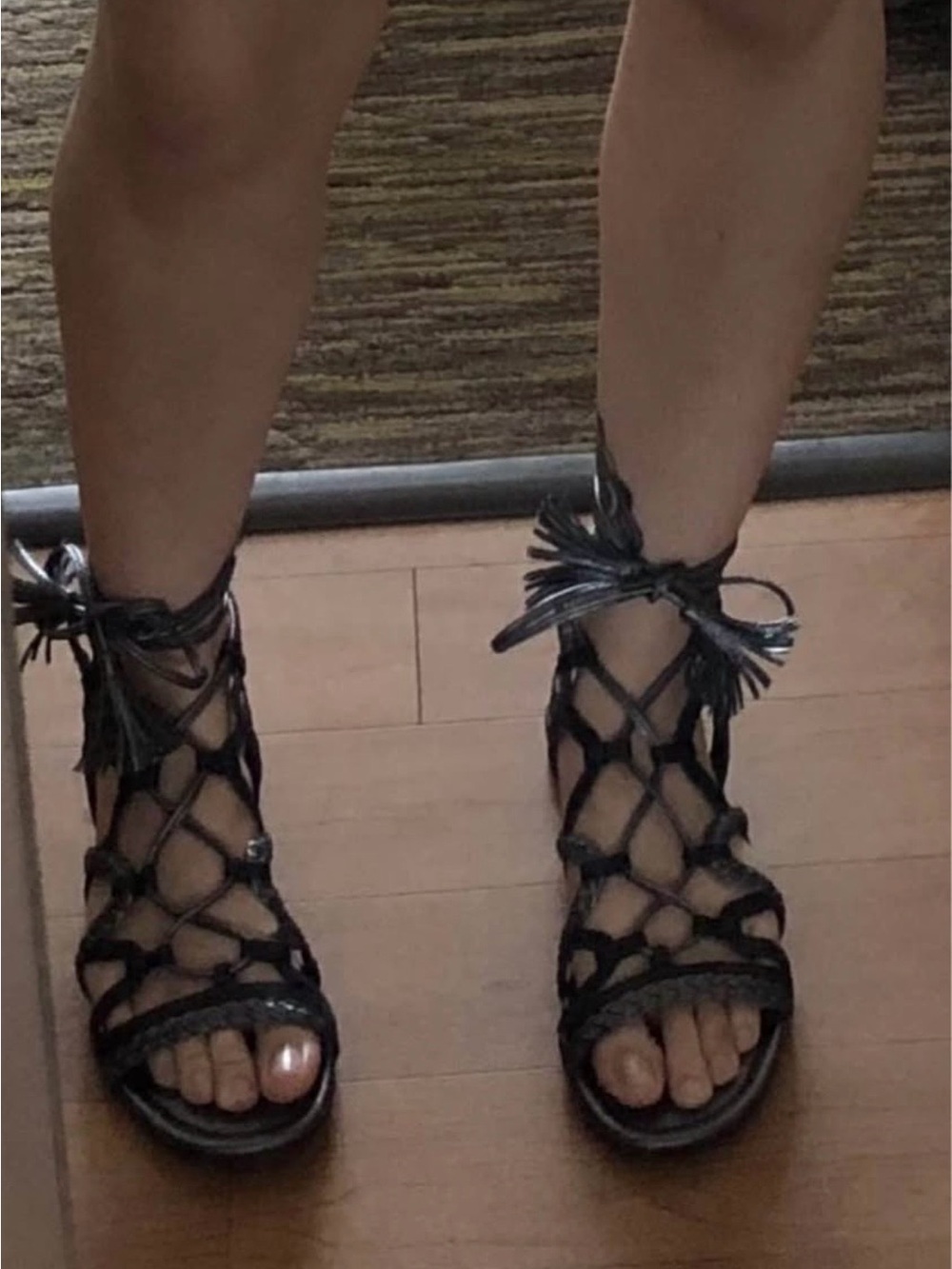 Women’s BCBG Generation Flat Sandals Black Metallic Lace Up Size 7